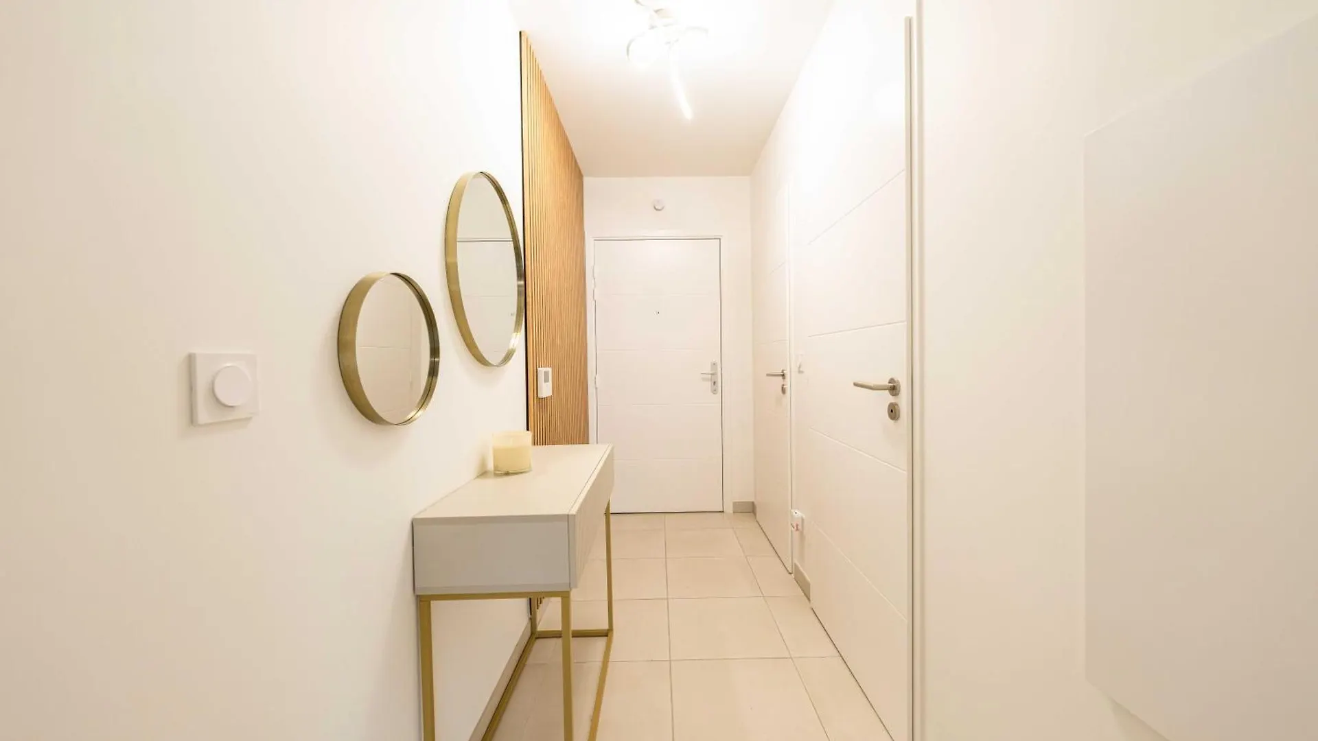 Modern Apartment With Terraces, Parking - Cannes France