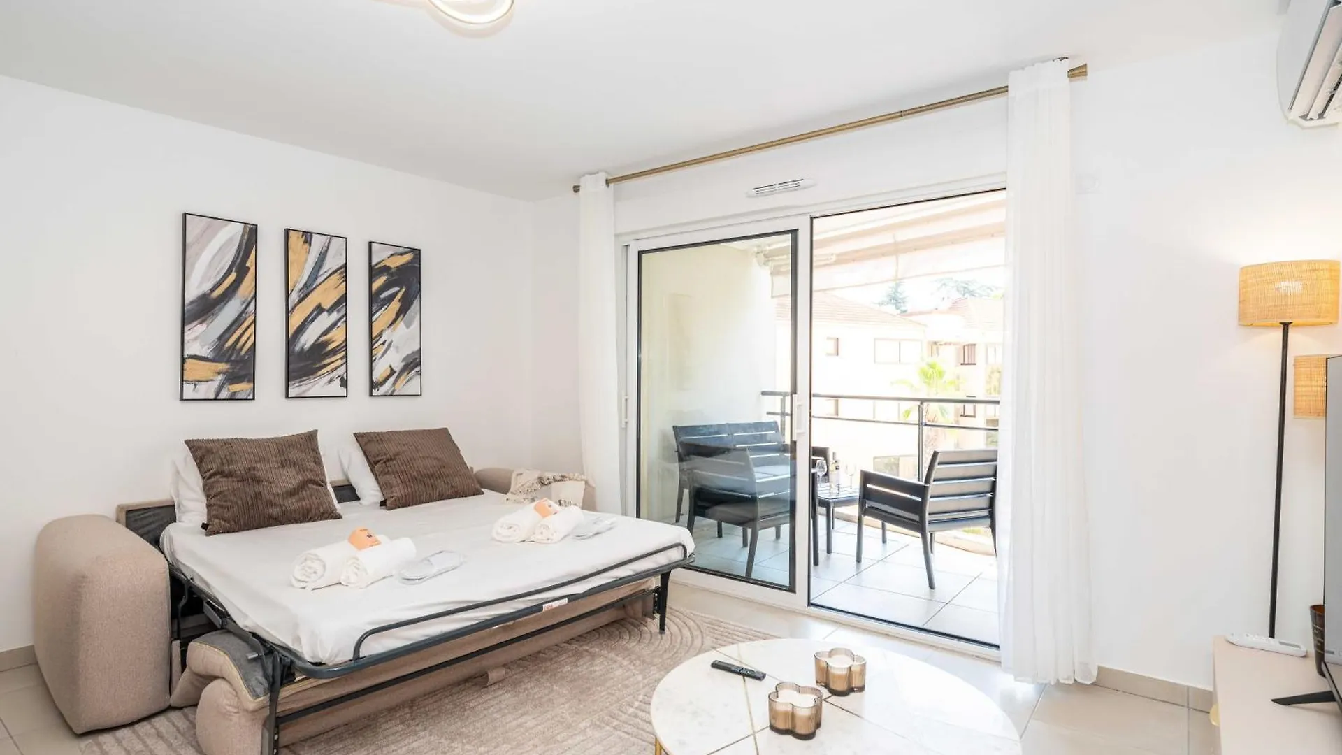 Modern Apartment With Terraces, Parking - Cannes