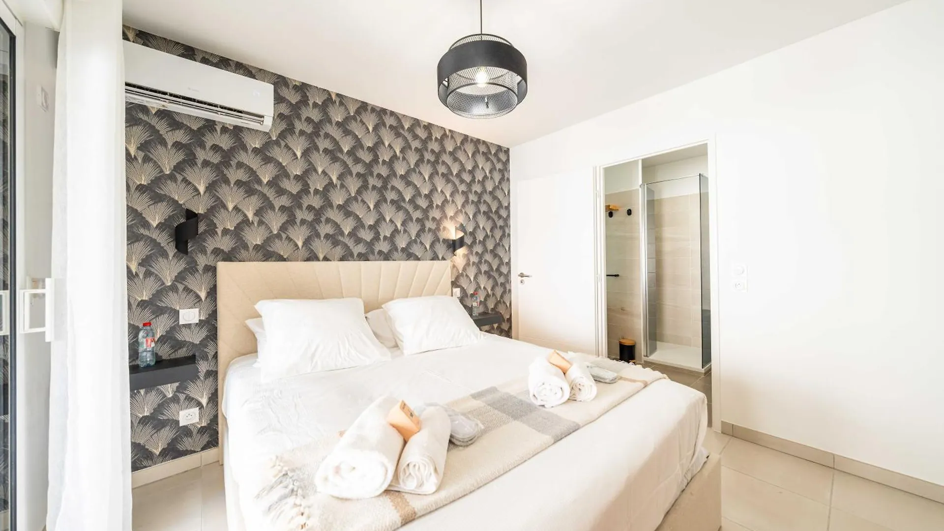 Modern Apartment With Terraces, Parking - Cannes